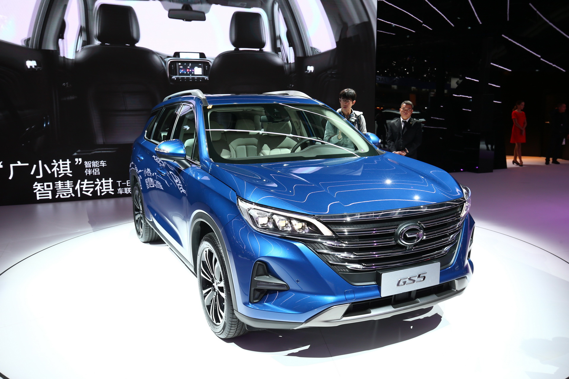 gac gs5 unveiled paris 4 GAC Motor’s GS5 SUV Was Made For The Working Class
