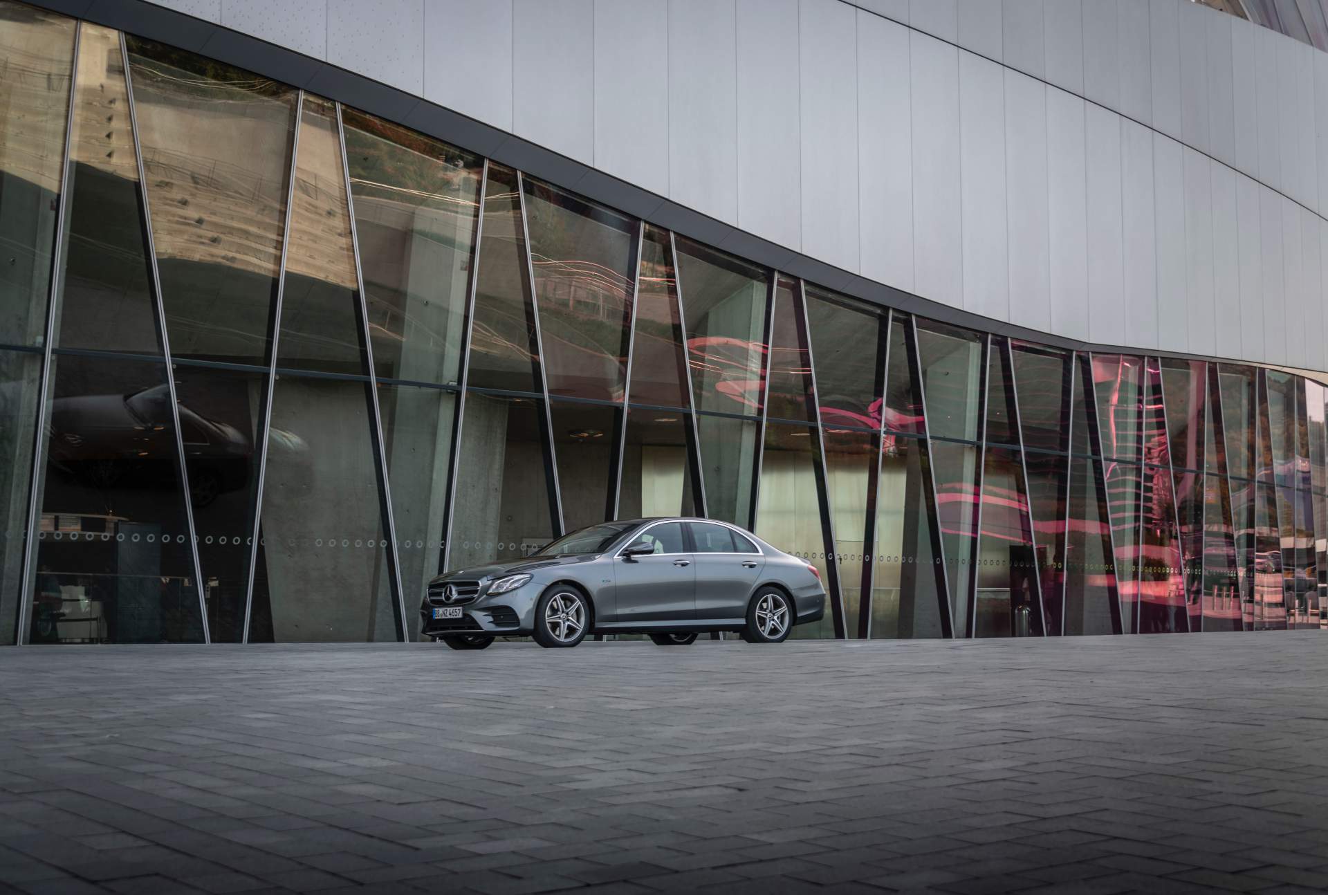 Driven by EQ Stuttgart 2018Driven by EQ Stuttgart 2018 Mercedes E300e And E300de PHEVs Mix Electricity With Petrol And Diesel Power