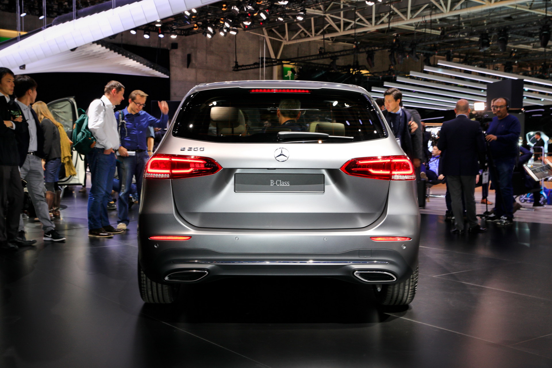 Mercedes B13 2018 Paris Auto Show Gallery: Mercedes-Benz