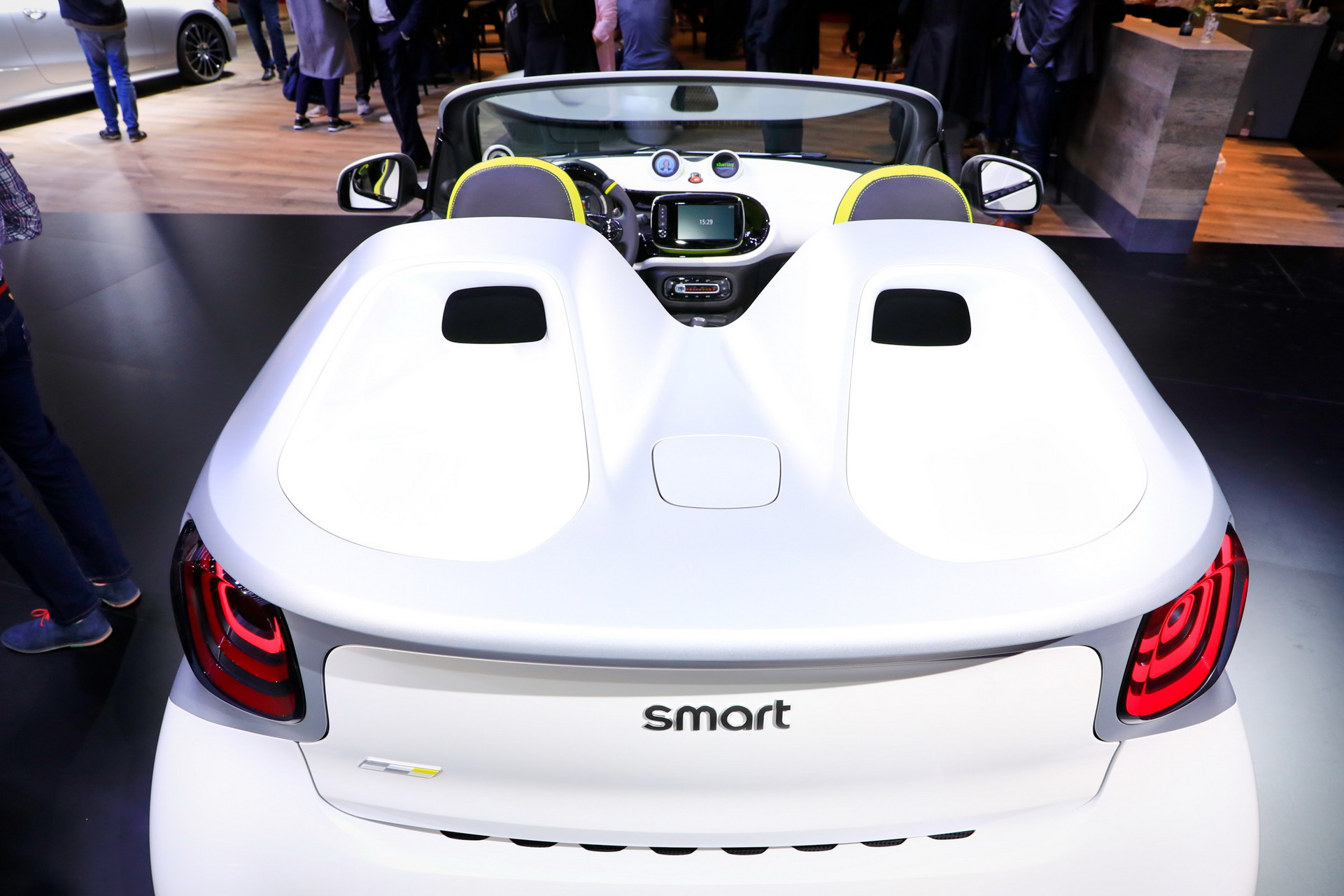 Smart 23 2018 Paris Auto Show Gallery: Smart