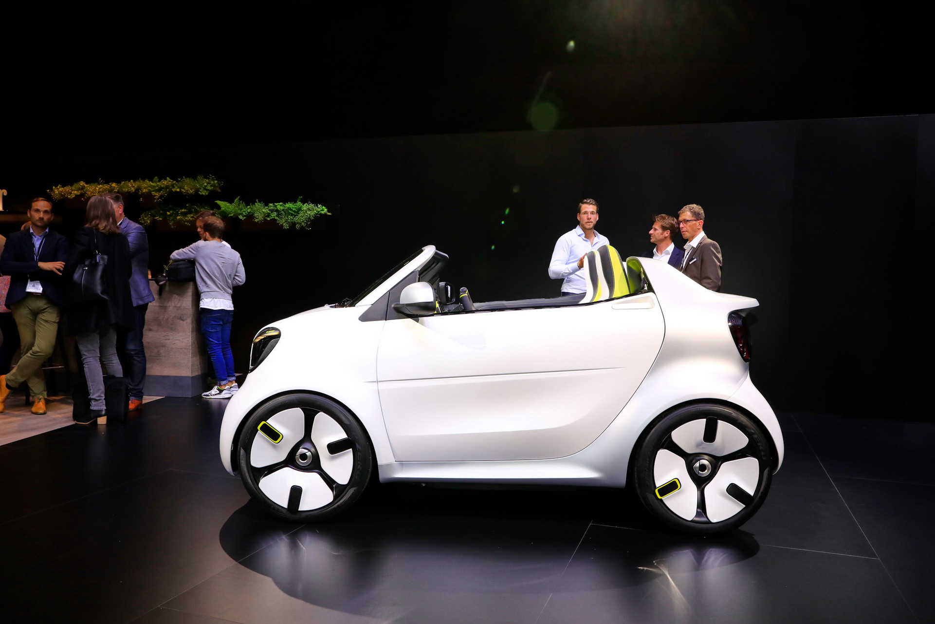 Smart 18 2018 Paris Auto Show Gallery: Smart