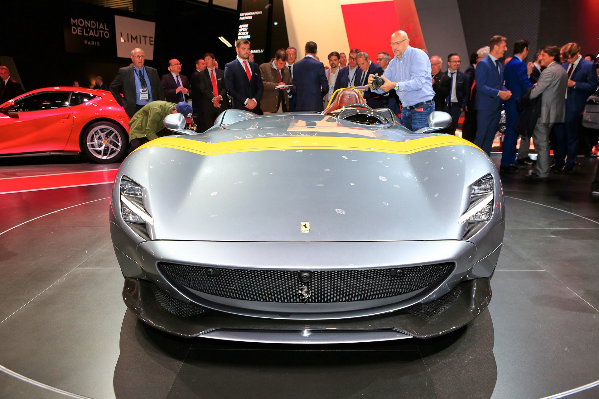 Ferrari 16 2018 Paris Auto Show Gallery: Ferrari