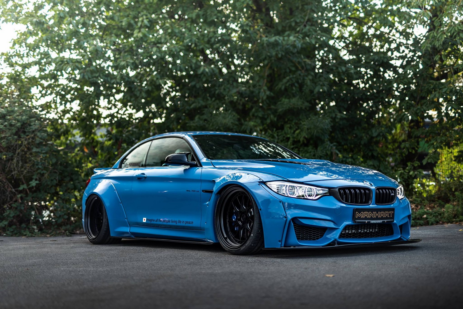 bmw m4 convertible manhart mh4 tuning 1 Manhart’s BMW M4 Convertible Mixes OTT Looks With 690 HP