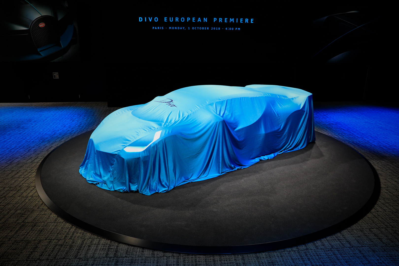 Bugatti Divo Bugatti Divo Looks Spectacular Under Any Light, Check It Out In 92 Images From Paris