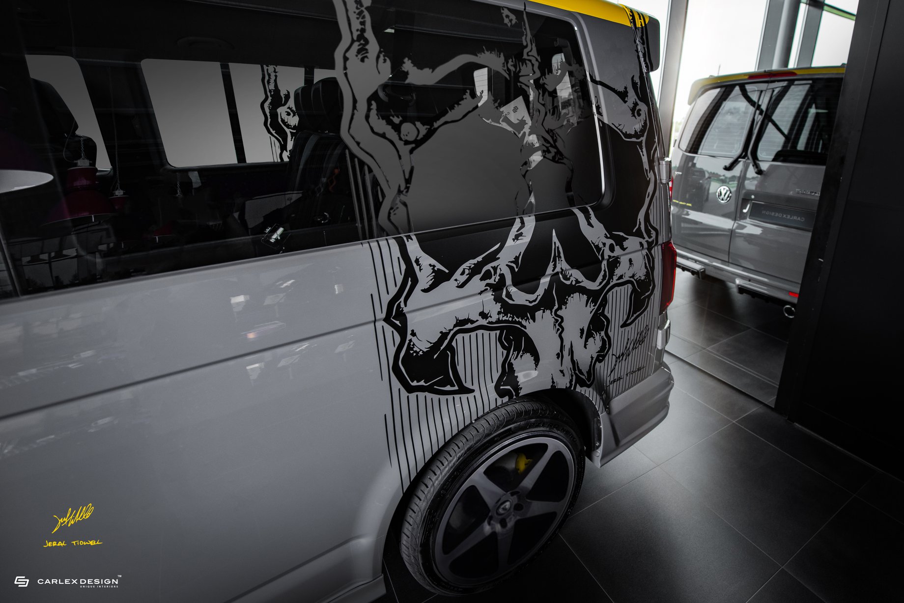 Carlex-Design-VW-Transporter-T6-12 U.S. Designer Creates A Mean-Looking VW T6 For Carlex Design