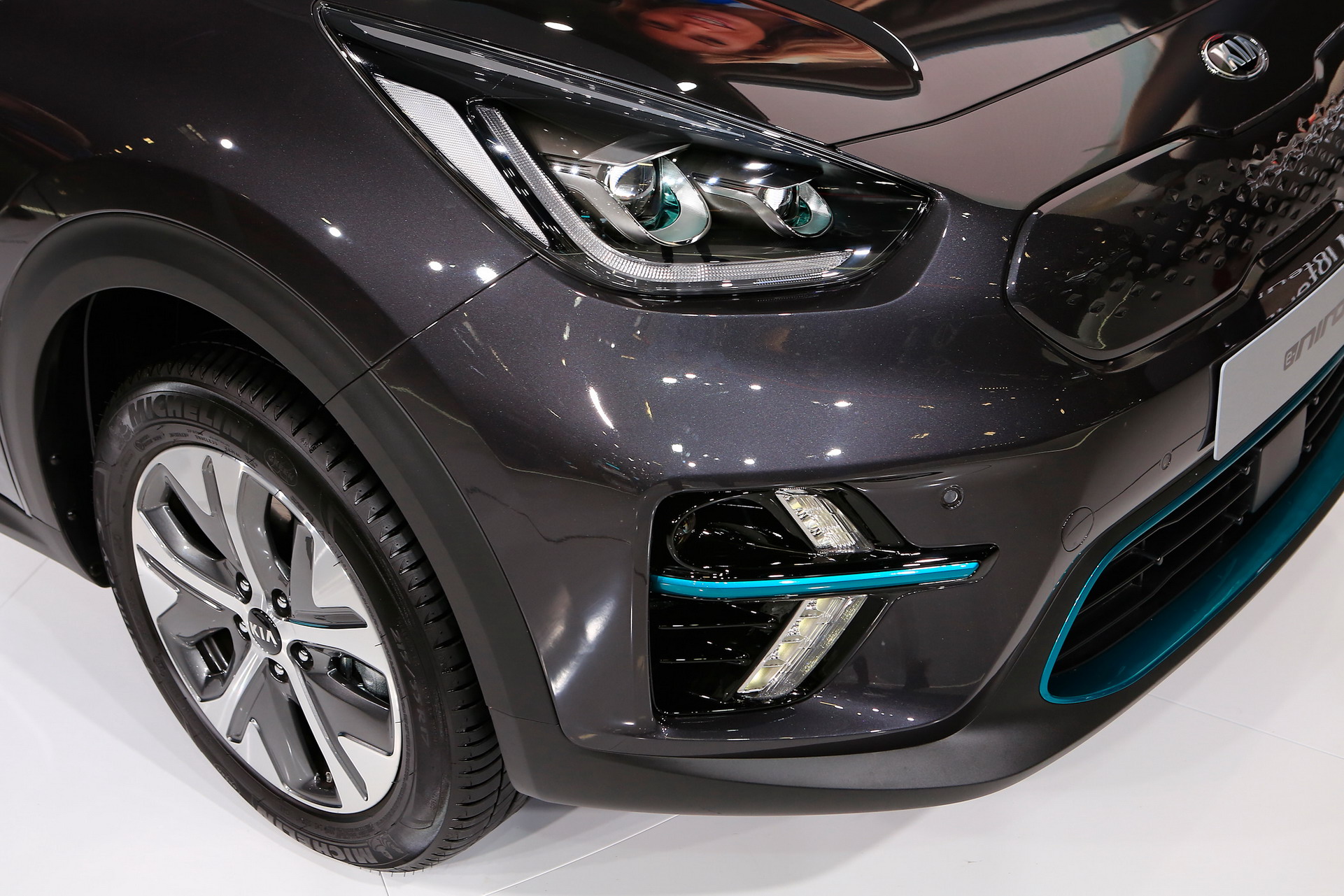 Kia 27 2018 Paris Auto Show Gallery: Kia