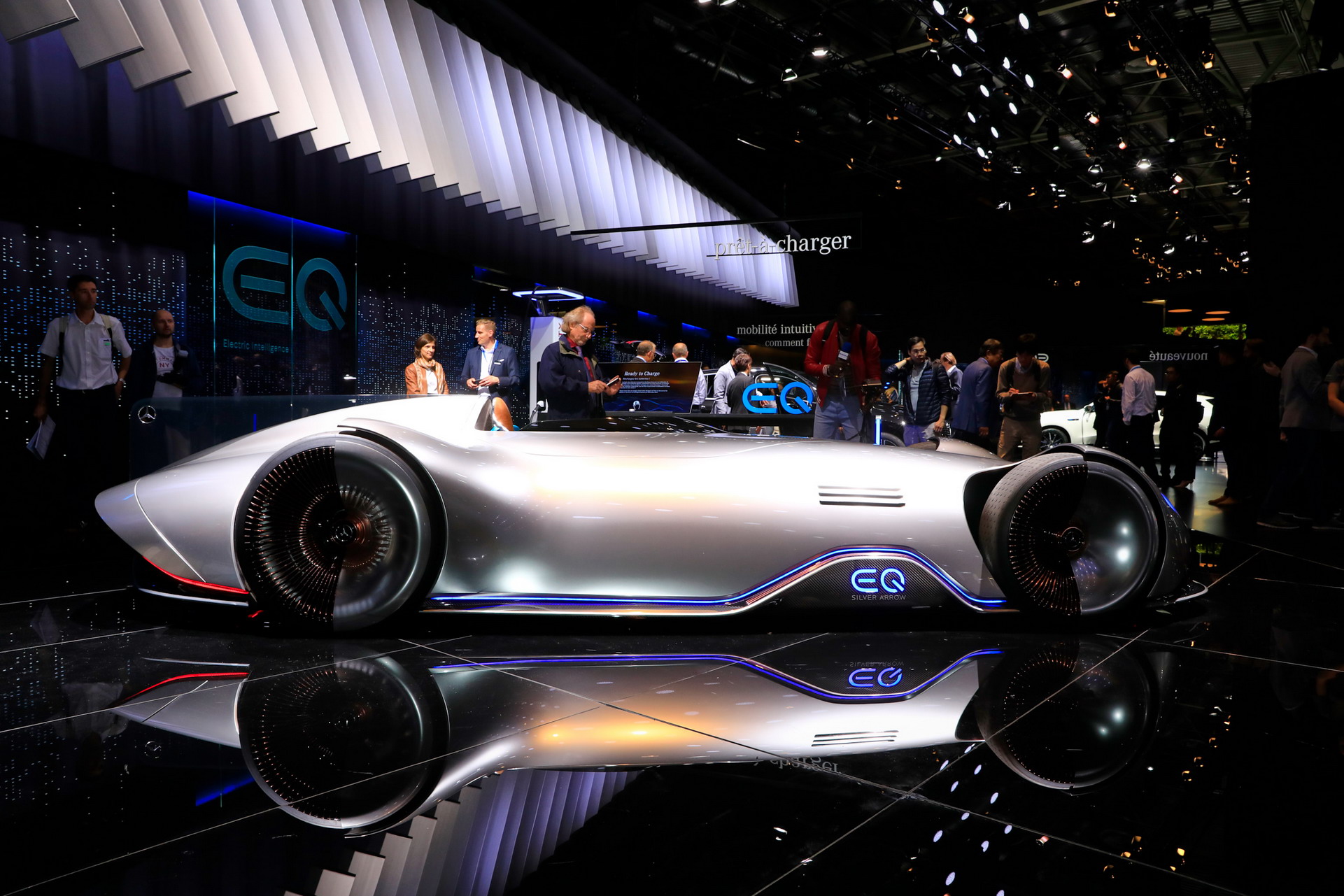 Mercedes B139 2018 Paris Auto Show Gallery: Mercedes-Benz