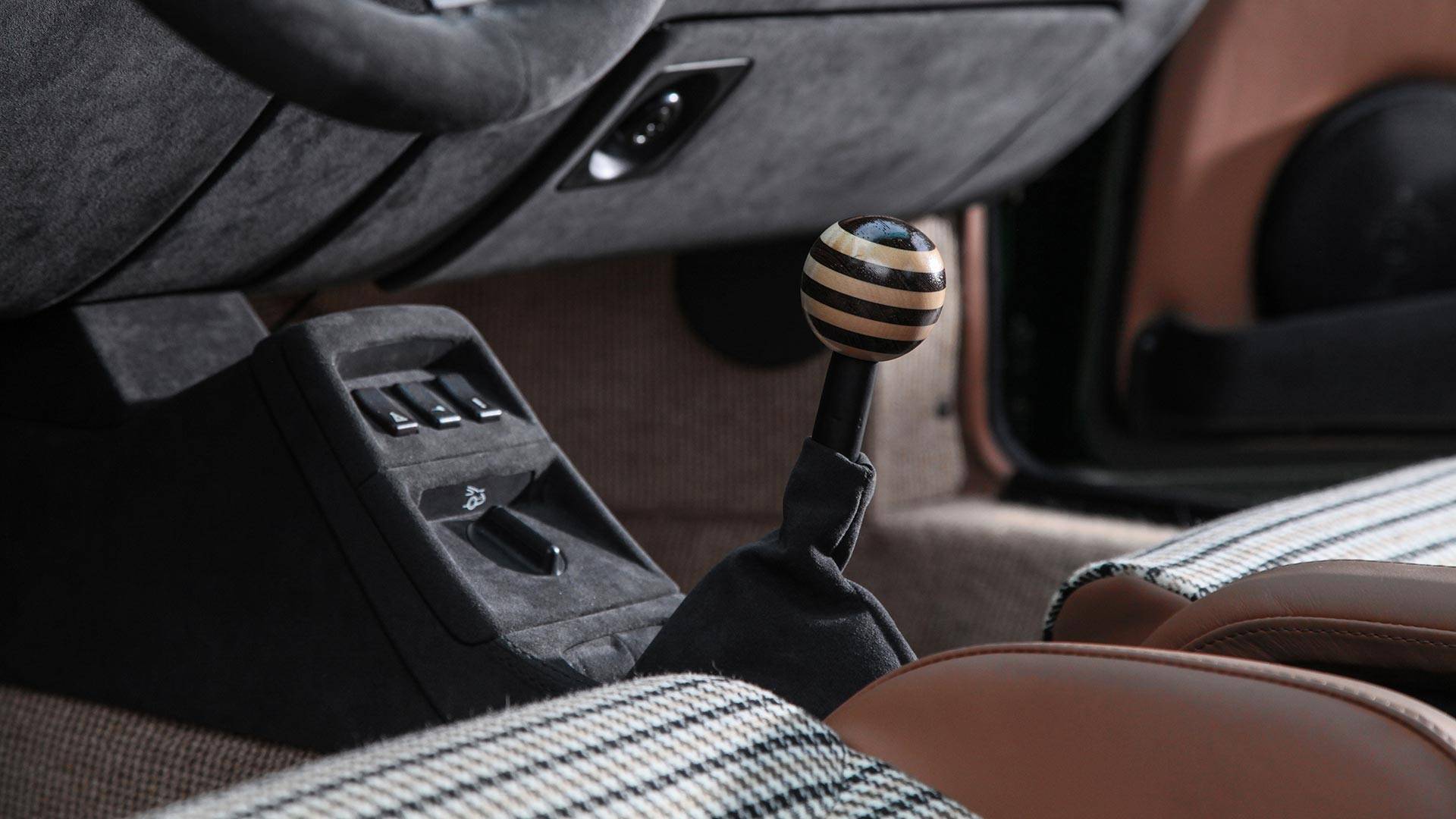 dp-motorsport-porsche-911-964 (14) DP Motorsport’s Speedy Irishman Is Germany’s Answer To Singer