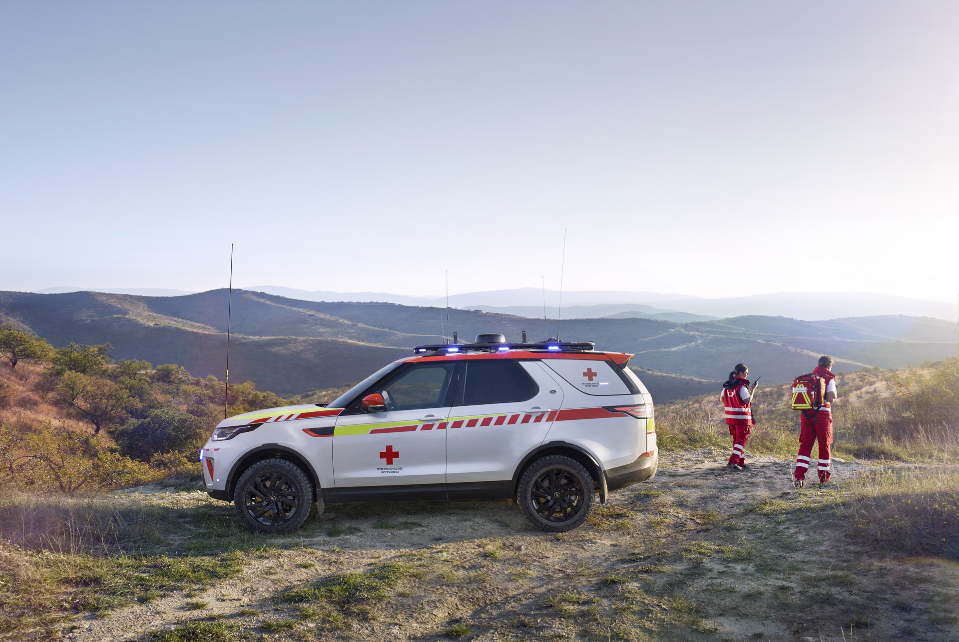 Land Rover Discovery Emergency Response Vehicle-53 Land Rover SVO Builds A One-Off Discovery Emergency Vehicle Complete With A Drone