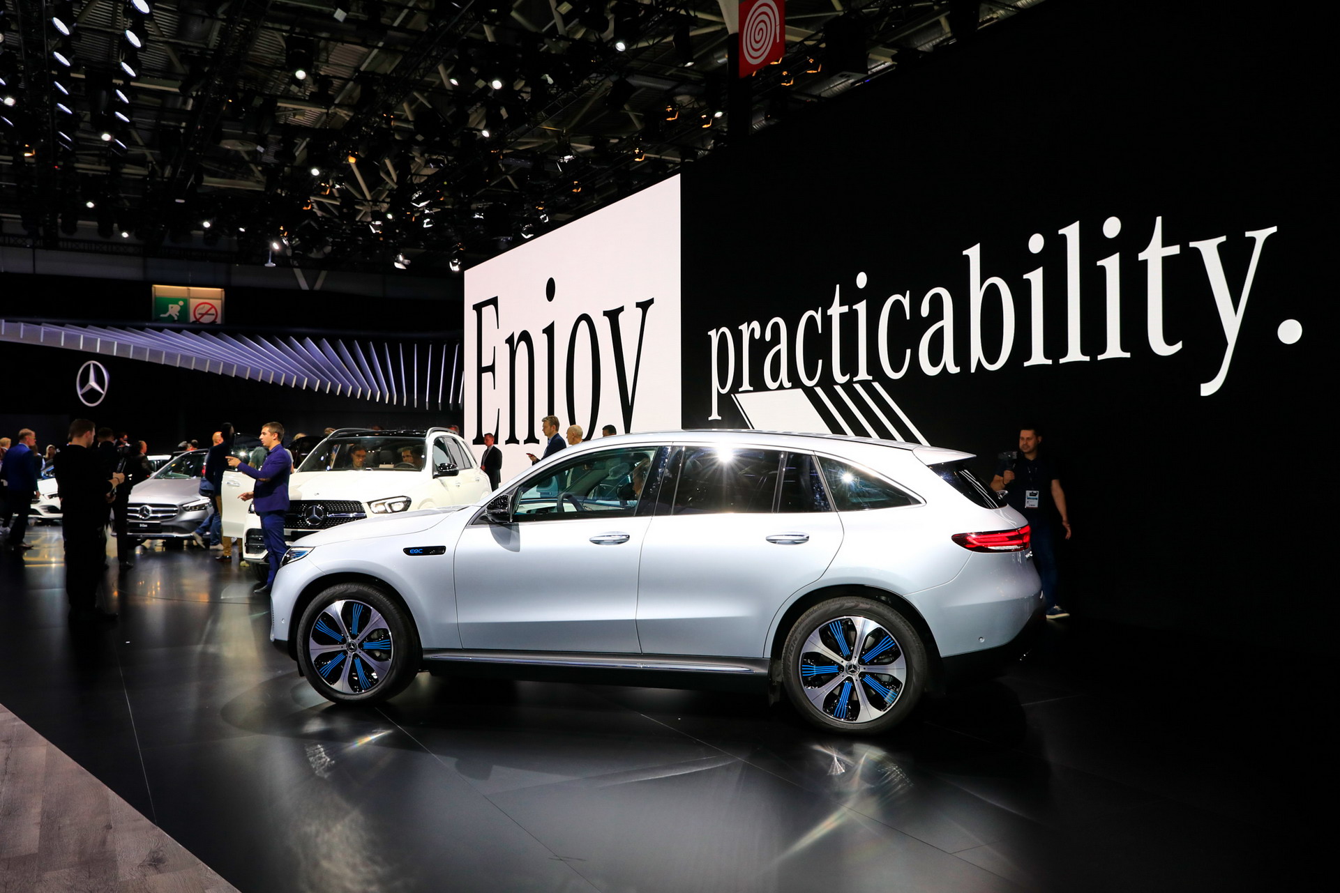 Mercedes B34 2018 Paris Auto Show Gallery: Mercedes-Benz