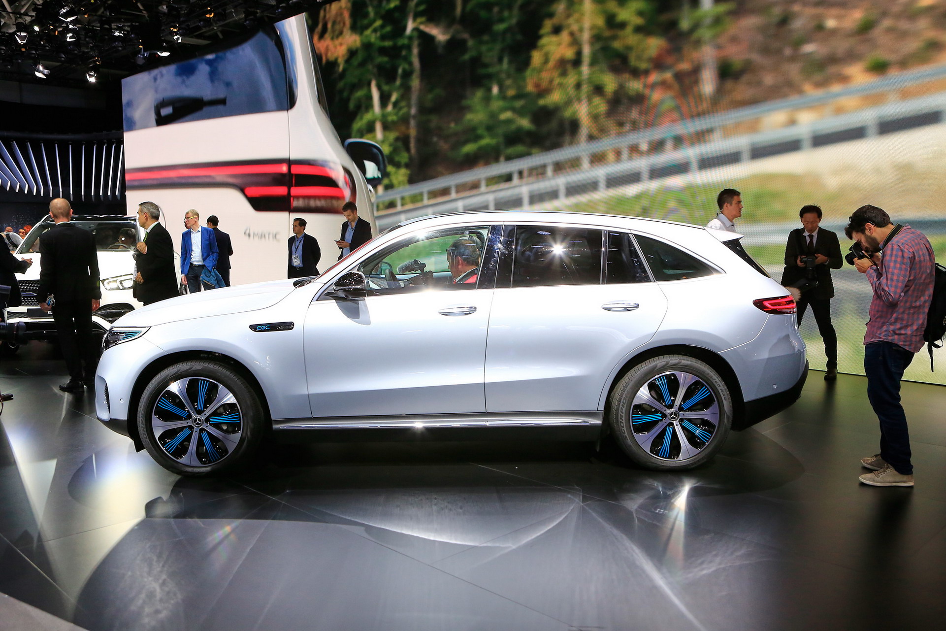 Mercedes B36 2018 Paris Auto Show Gallery: Mercedes-Benz