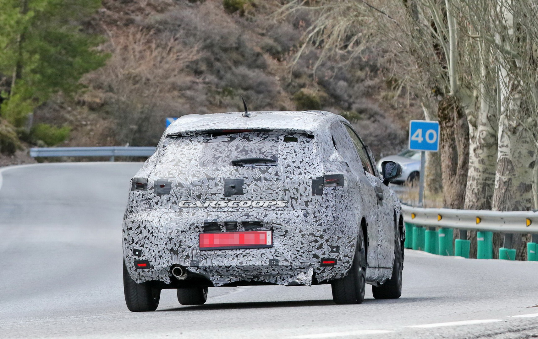 2020-renault-clio-6 New Renault Clio 5 Coming Early Next Year With Electrification, Semi-Autonomous Tech