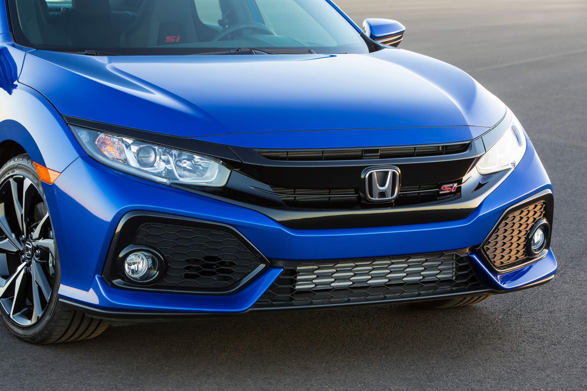 2019 Honda Civic Si Sedan 2019 Honda Civic Si Models Bring Minor Updates And $200 Price Hike