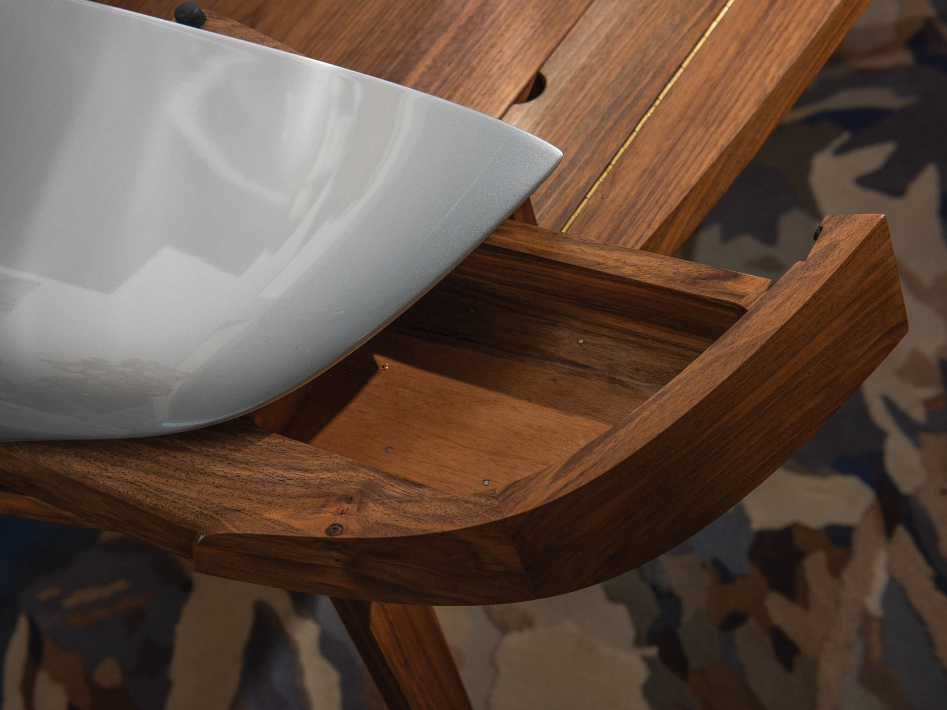 Porsche-Writing-Desk-by-3-GJB-17-08 You Could Be Browsing This Site From This Beautiful Porsche Writing Desk