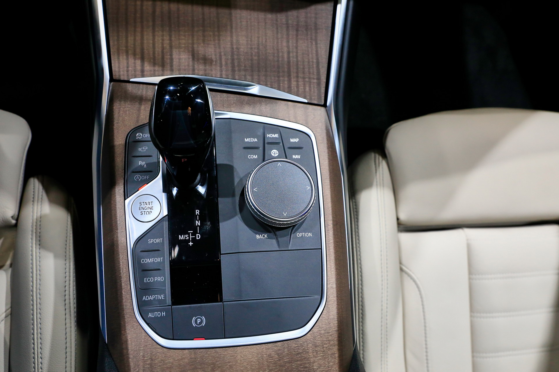 BMW 98 2018 Paris Auto Show Gallery: BMW