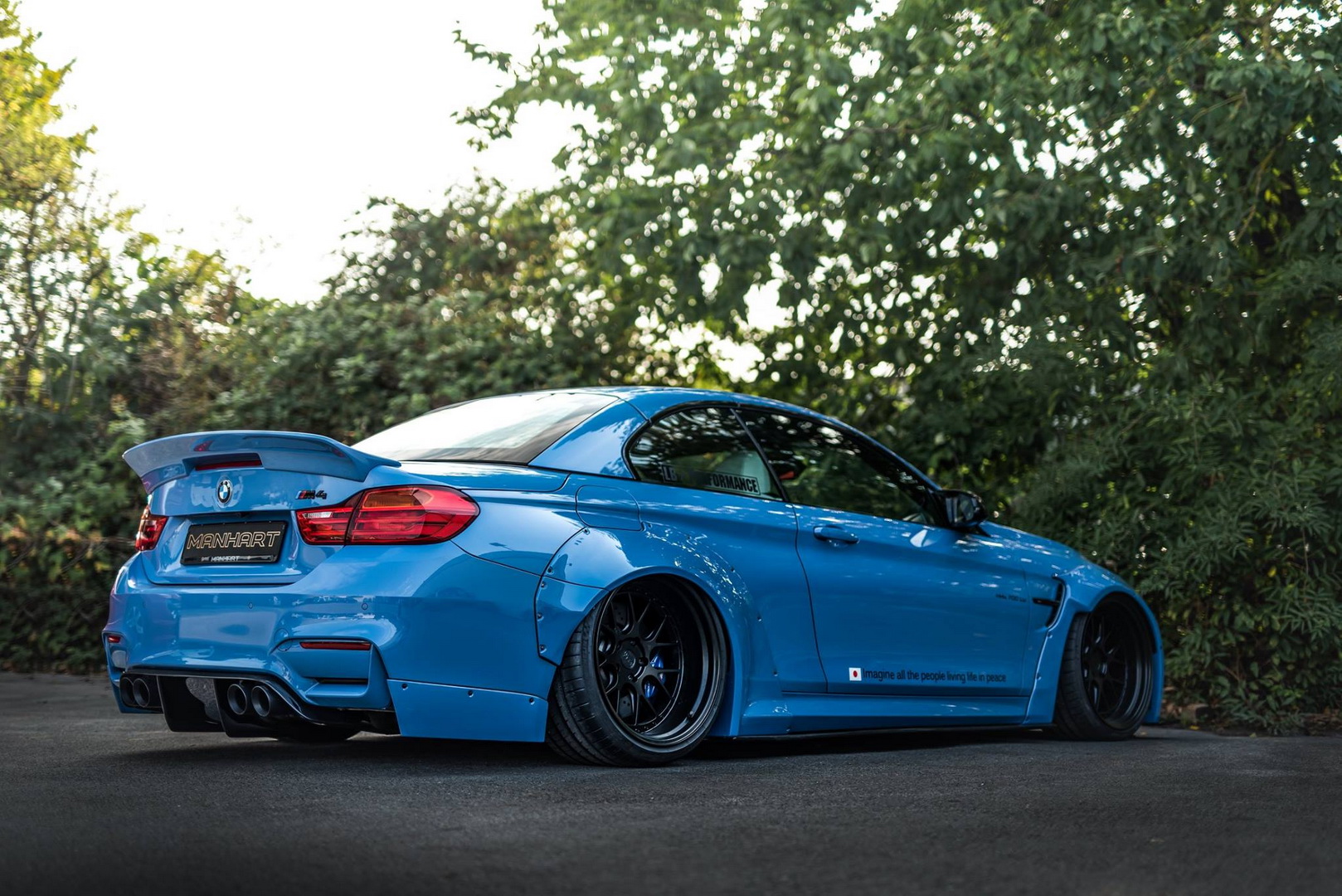 bmw m4 convertible manhart mh4 tuning 2 Manhart’s BMW M4 Convertible Mixes OTT Looks With 690 HP