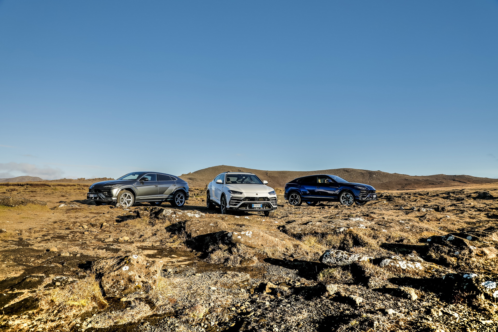 lamborghini sends urus to iceland 4 Lamborghini Sends Small Army Of Urus SUVs To Conquer Iceland