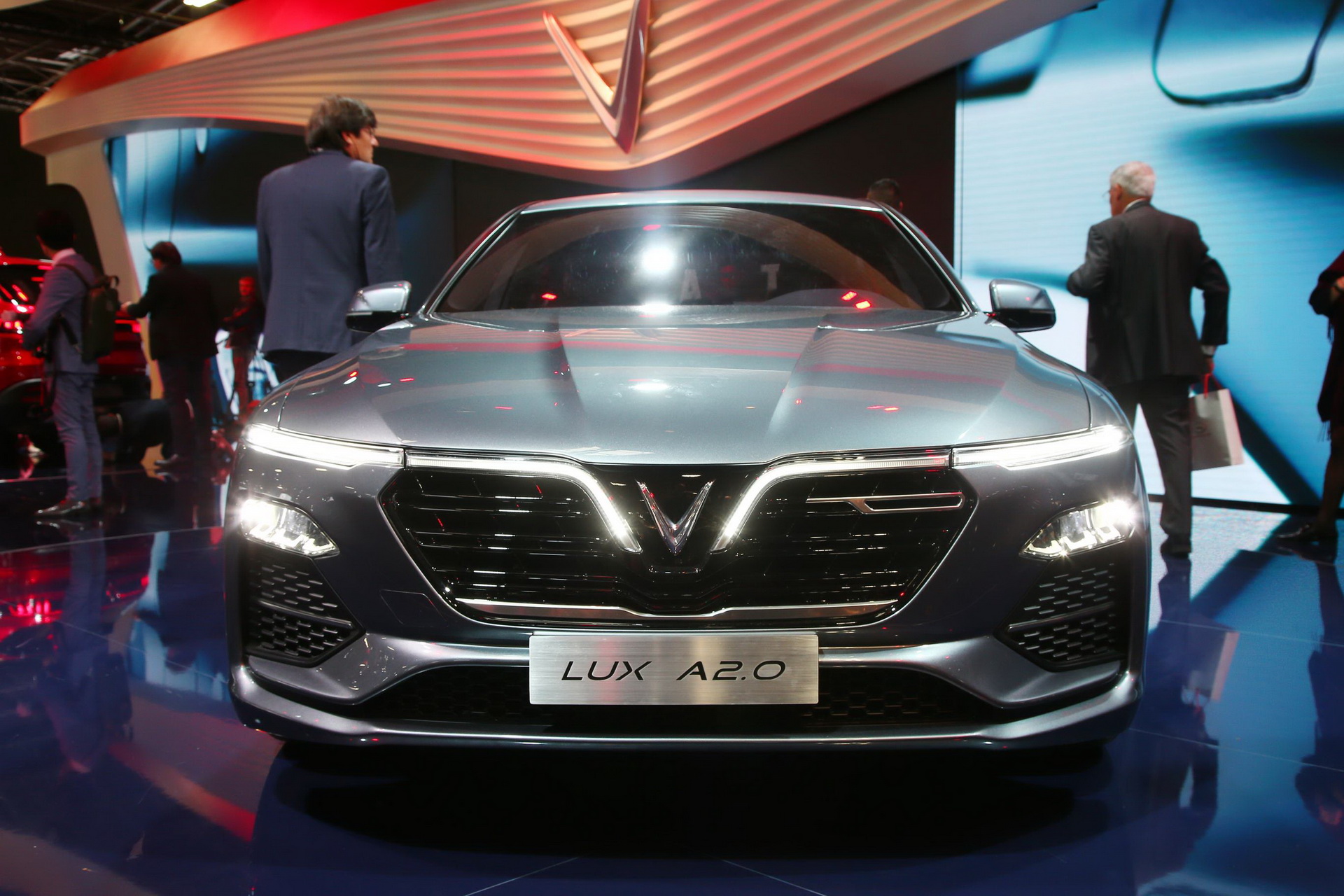 vinfast suv sedan paris debuts 31 VinFast Details LUX SA2.0 SUV and A2.0 Sedan In Paris