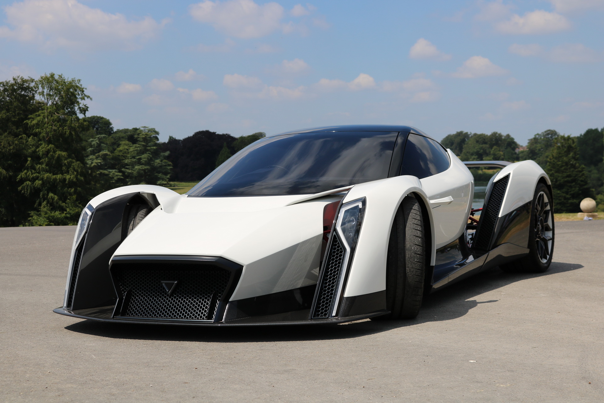 dendrobium building hypercar in uk 1 Despite Brexit, Dendrobium Commits To Building Electric D-1 Hypercar In The UK