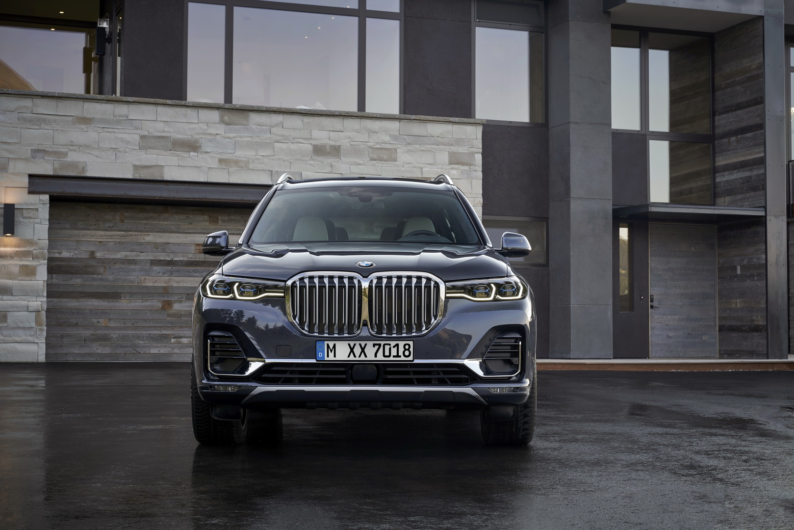 2019 bmw x7 9 BMW X7 Priced From £72,155 In UK, Will Go On Sale In April 2019
