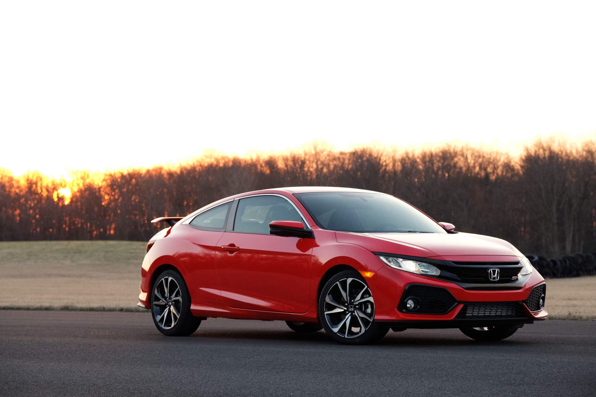 2018 Honda Civic Si 2019 Honda Civic Si Models Bring Minor Updates And $200 Price Hike