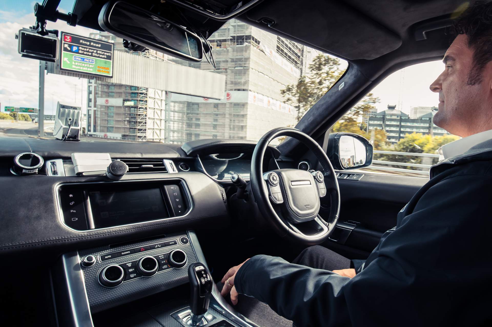 Self-driving Range Rover Sport 2 Self-Driving Range Rover Sport Laps Coventry Ring Road Incident-Free