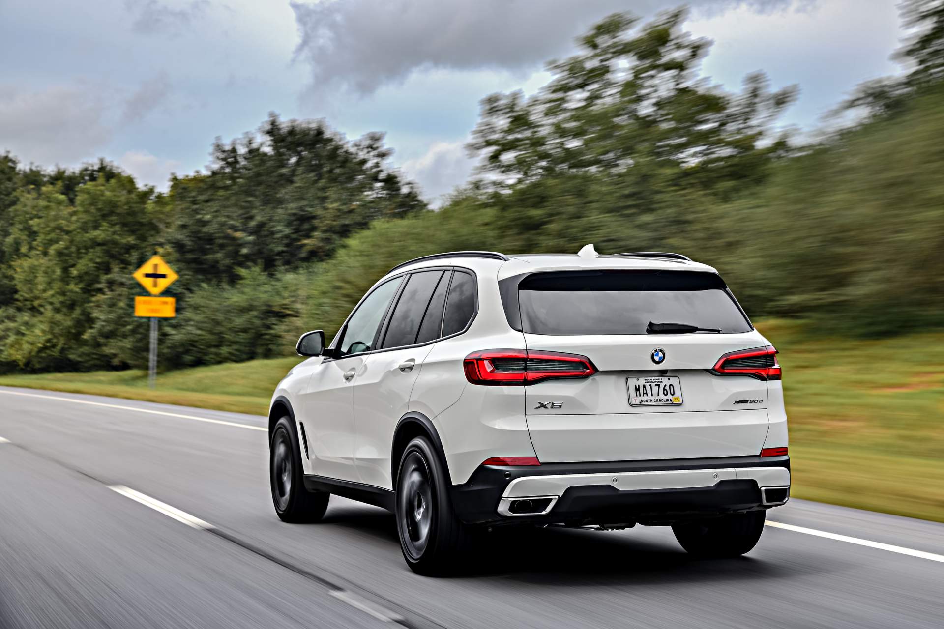 2019 BMW X5 34 Your 2019 BMW X5 Photo Gallery Is Here And It’s Huge