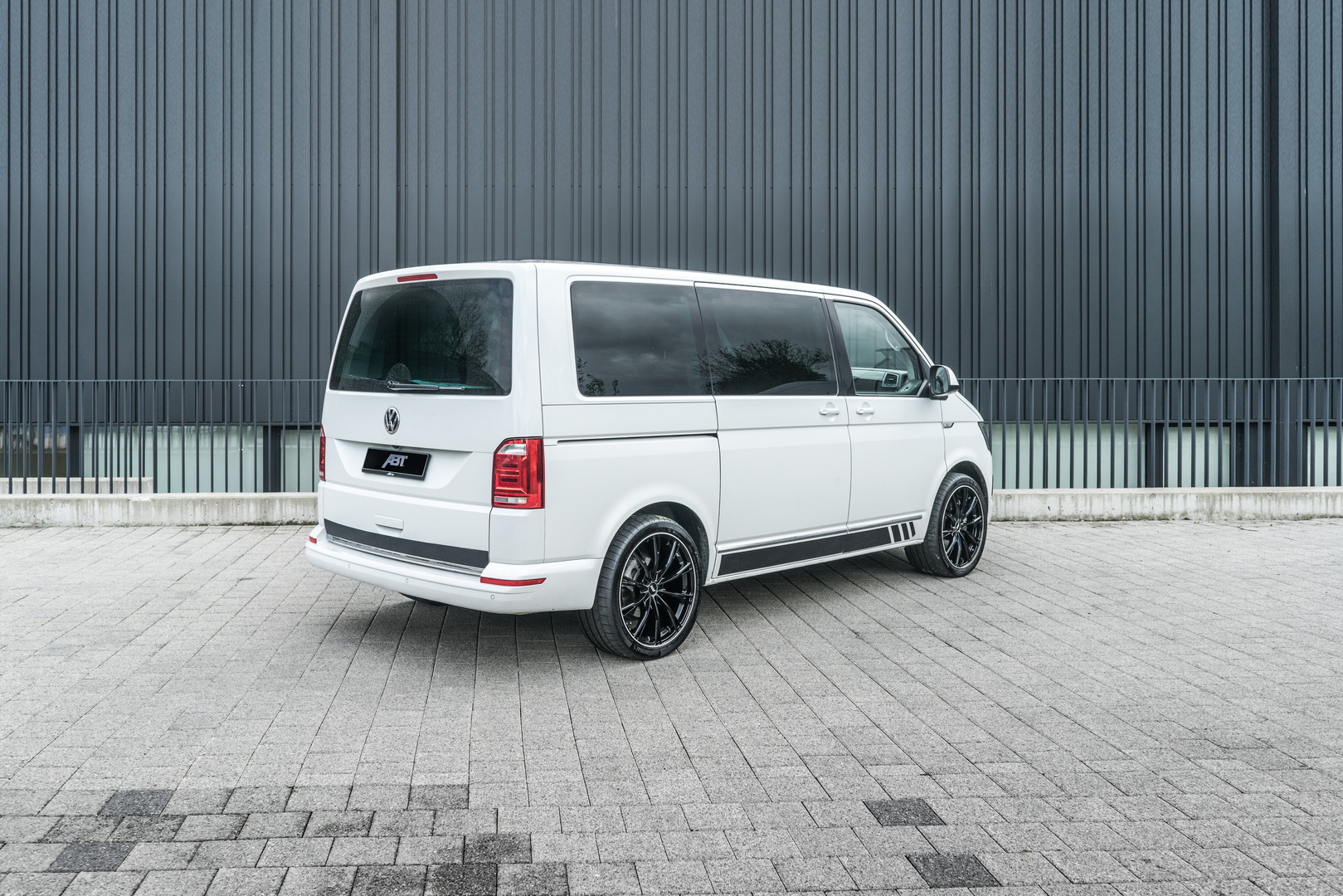 vw t6 tuning abt 4 ABT Gives VW T6 A Dose Of Aggressiveness, Injects More Power