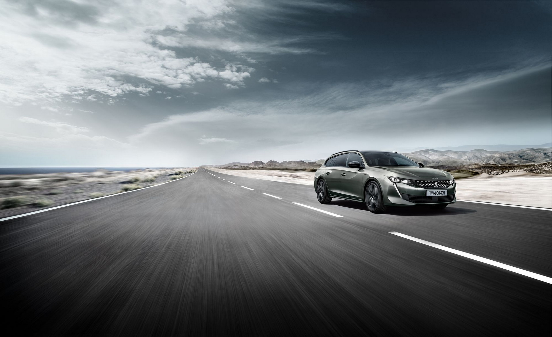 2018 peugeot 508 sw paris livepics 30 Peugeot’s Stylish 508 SW Shows Family Estates Are Alive And Kicking (In Europe)