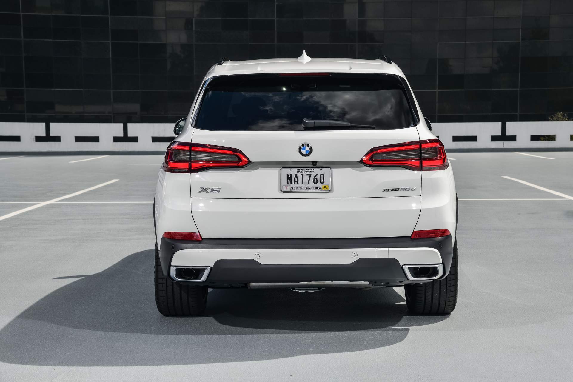 2019 BMW X5 12 Your 2019 BMW X5 Photo Gallery Is Here And It’s Huge