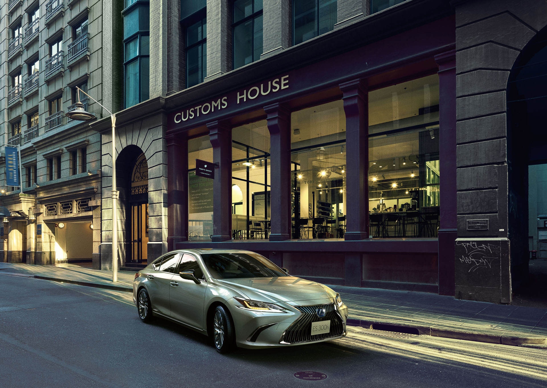 2019-lexus-es-jdm-01 2019 Lexus ES Launches In Japan Complete With Digital Mirrors