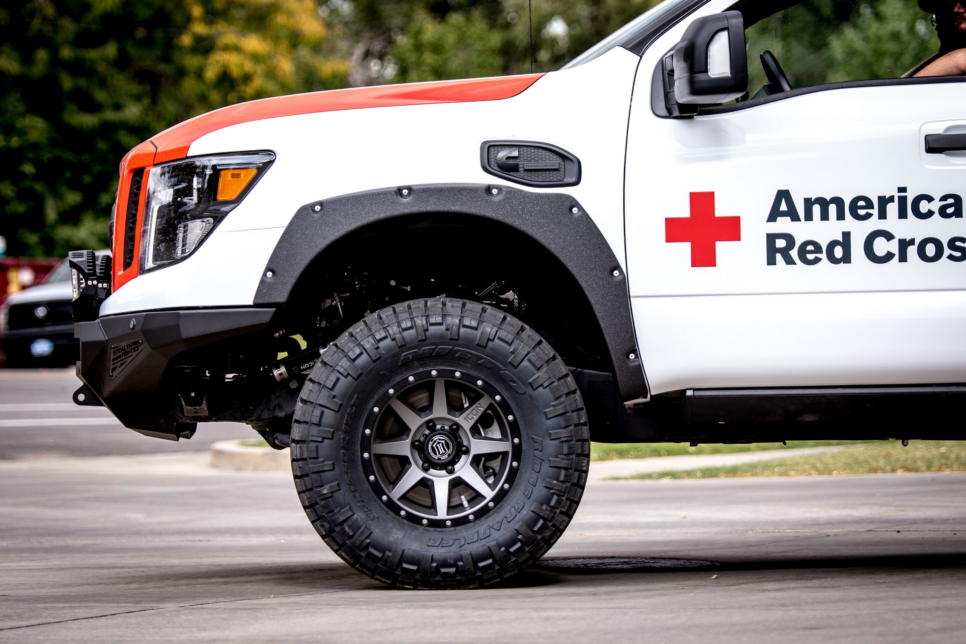 Nissan-Titan-Red-Cross-16 When Disaster Strikes, This Beastly One-Off Nissan Titan Will Come To Your Rescue