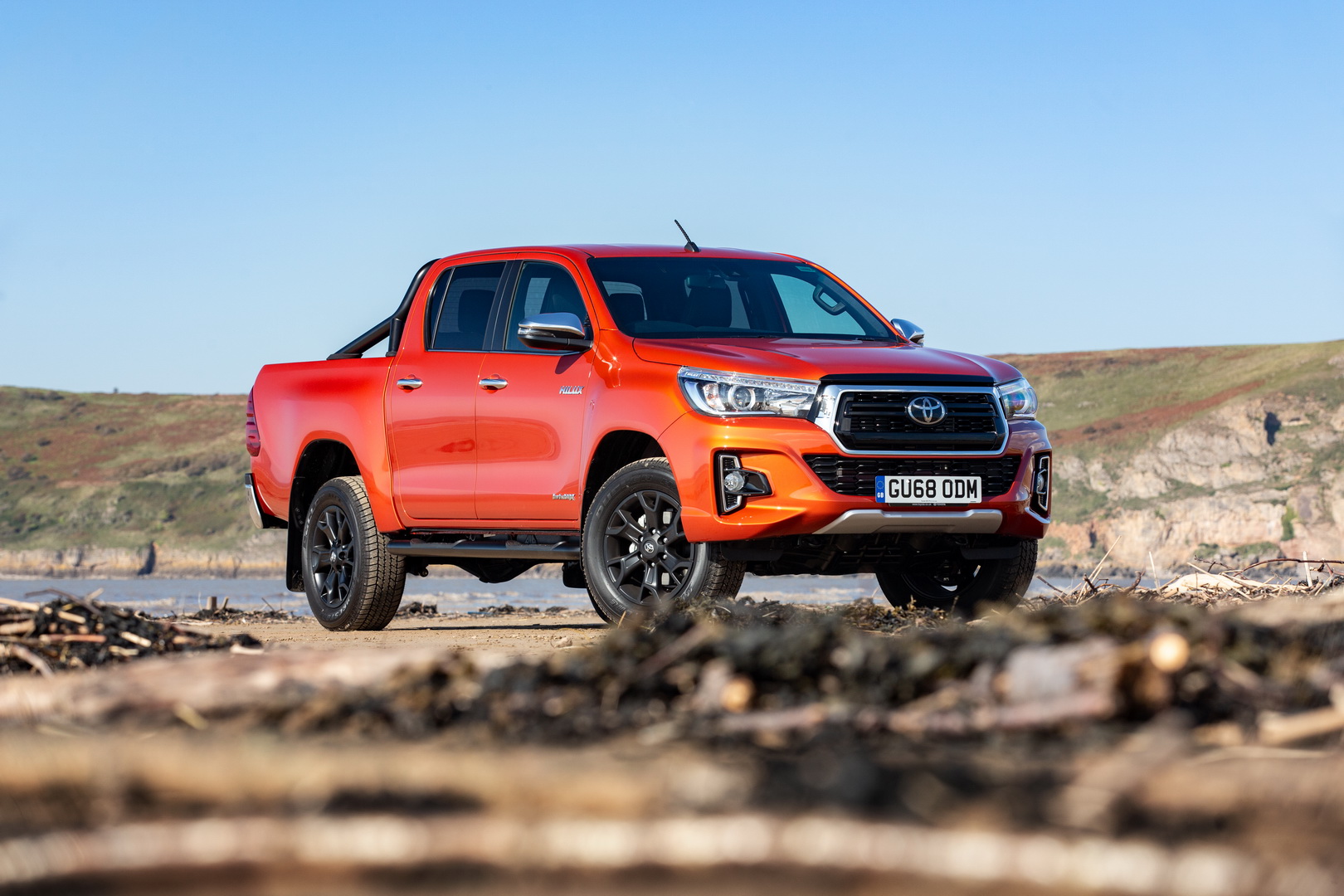 2019 toyota hilux invincible x 28 Toyota Hilux Gains New Invincible X Range-Topping Trim And Limited Edition In UK