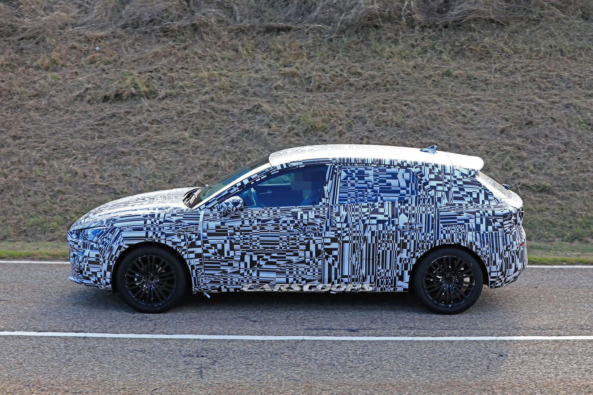 Seat-Leon-06 2019 Seat Leon Gets A More Sculpted Body, Will Offer Cutting-Edge Infotainment