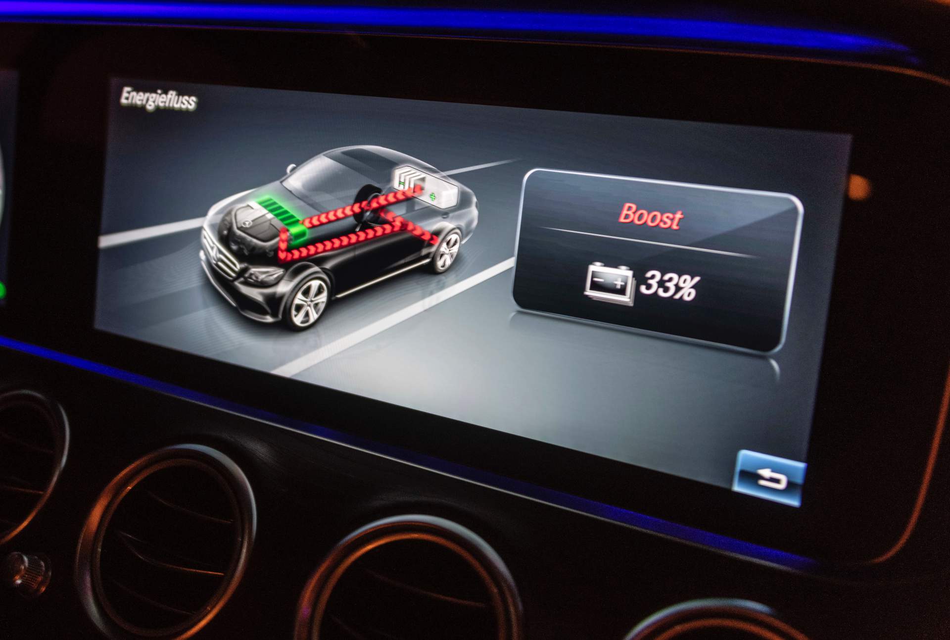 Driven by EQ Stuttgart 2018
Driven by EQ Stuttgart 2018 Mercedes E300e And E300de PHEVs Mix Electricity With Petrol And Diesel Power