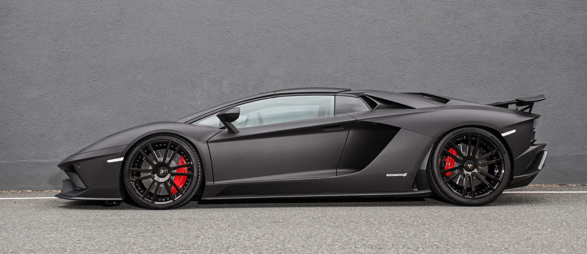 lamborghini aventador roadster s-presso tuning wheelsandmore 10 One Lamborghini Aventador S Roadster S-Presso, Black, Please!
