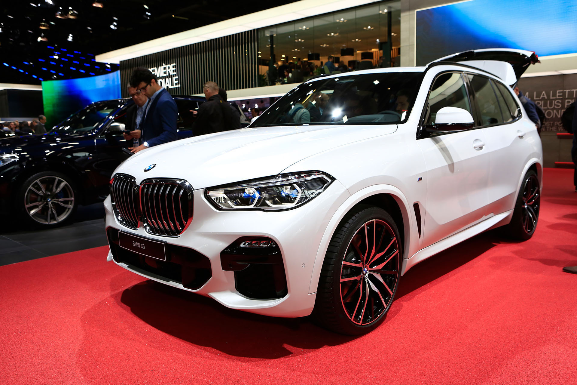Auto Salon Paris / Mondial Paris Motor Show 2018, France, Paris, 02 2019 BMW X5 Arrives In Paris Bigger And Better Than Ever