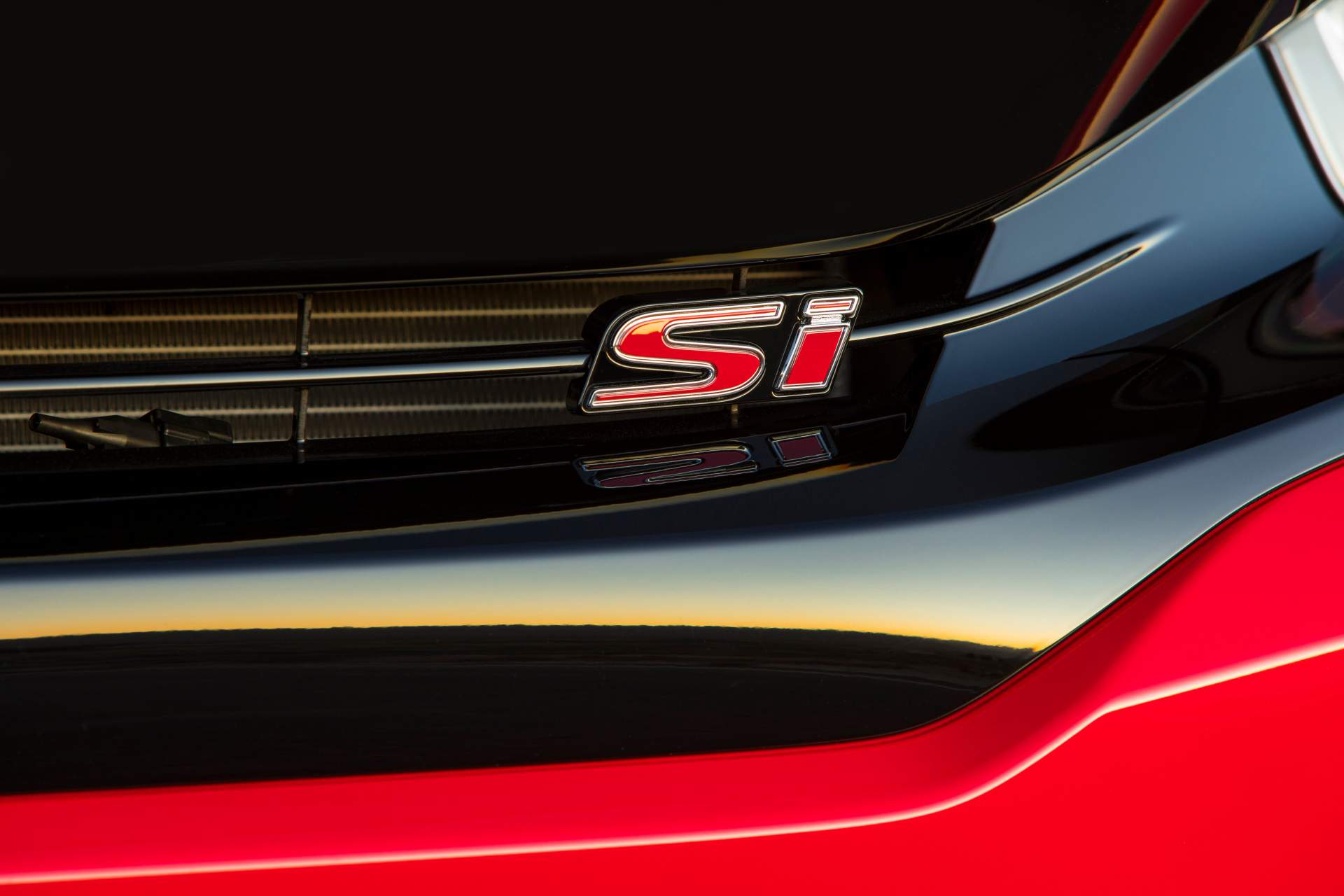 2019 Honda Civic Si Coupe 2019 Honda Civic Si Models Bring Minor Updates And $200 Price Hike