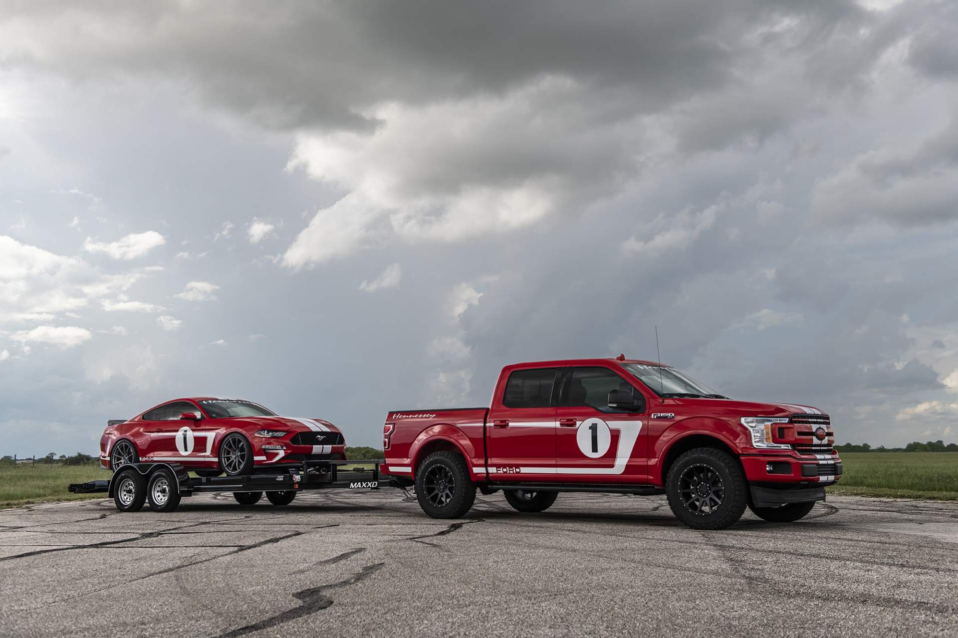 Hennessey Heritage Edition Vehicles 19 Hennessey’s Heritage Edition F-150 Packs More Power Than Ford GT Supercar