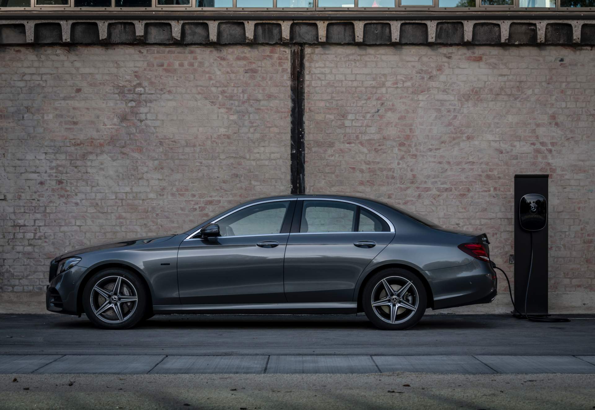 Driven by EQ Stuttgart 2018
Driven by EQ Stuttgart 2018 Mercedes E300e And E300de PHEVs Mix Electricity With Petrol And Diesel Power