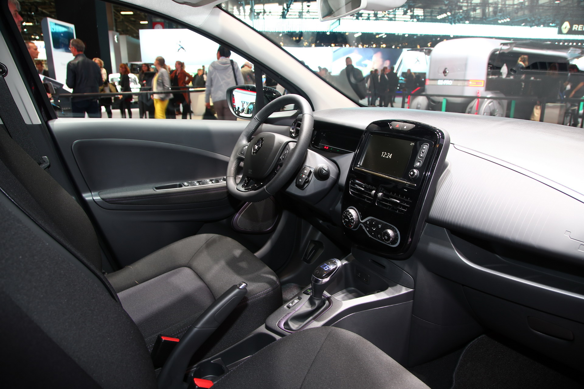 Renault 13c 2018 Paris Auto Show Gallery: Renault