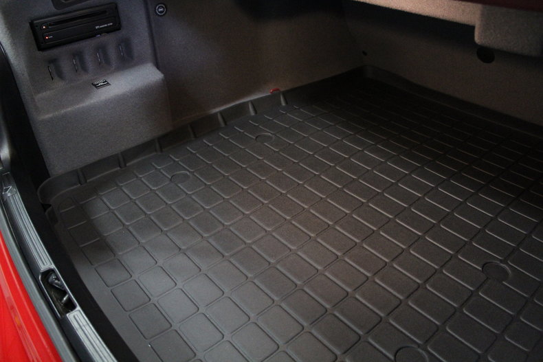 bmw m5 e39 imola red ebay 55 For $78k, You Can Get This Low-Mileage 2002 BMW M5 – Or A New M3 Sedan