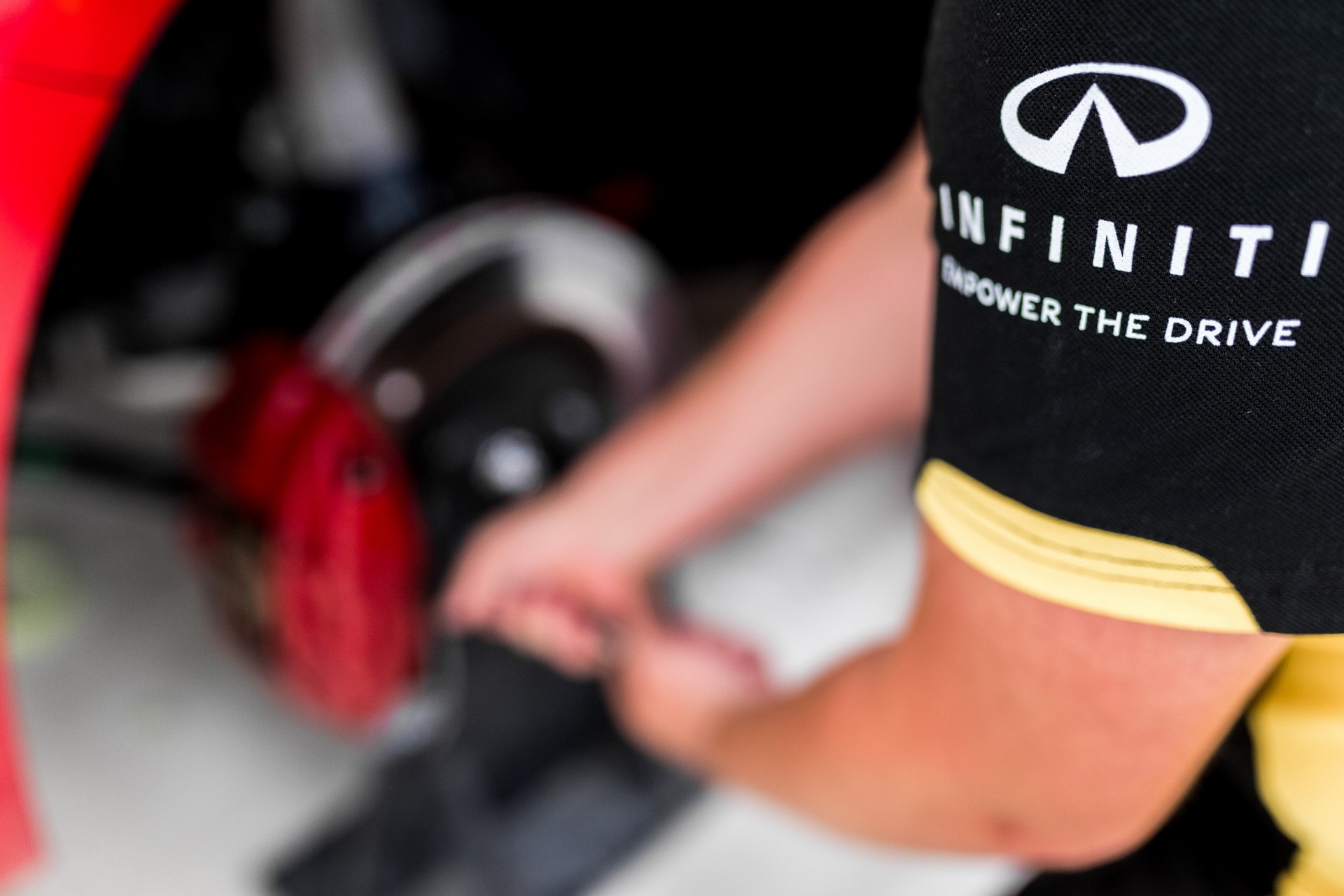 Infiniti Project Black S Concept-93 Infiniti Project Black S Concept With F1 Hybrid Tech Has The Power Go After M4, RS5