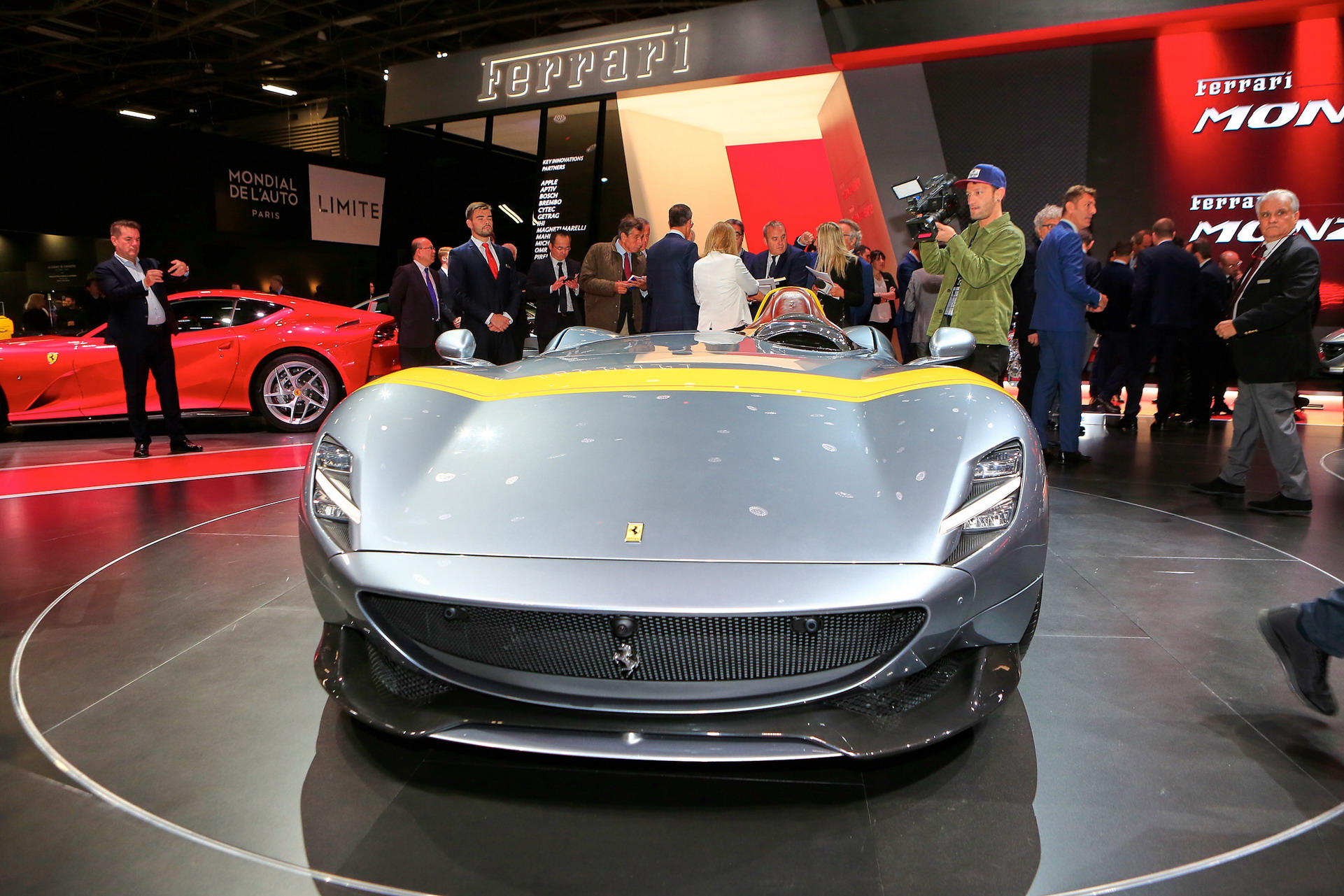 Ferrari 37 2018 Paris Auto Show Gallery: Ferrari
