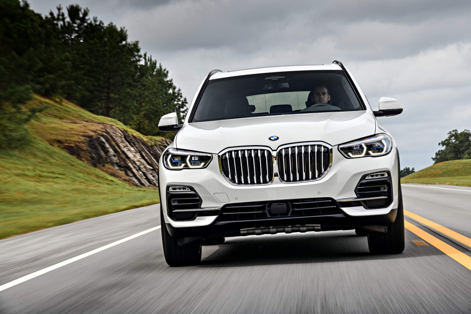 2019 BMW X5 26 Your 2019 BMW X5 Photo Gallery Is Here And It’s Huge