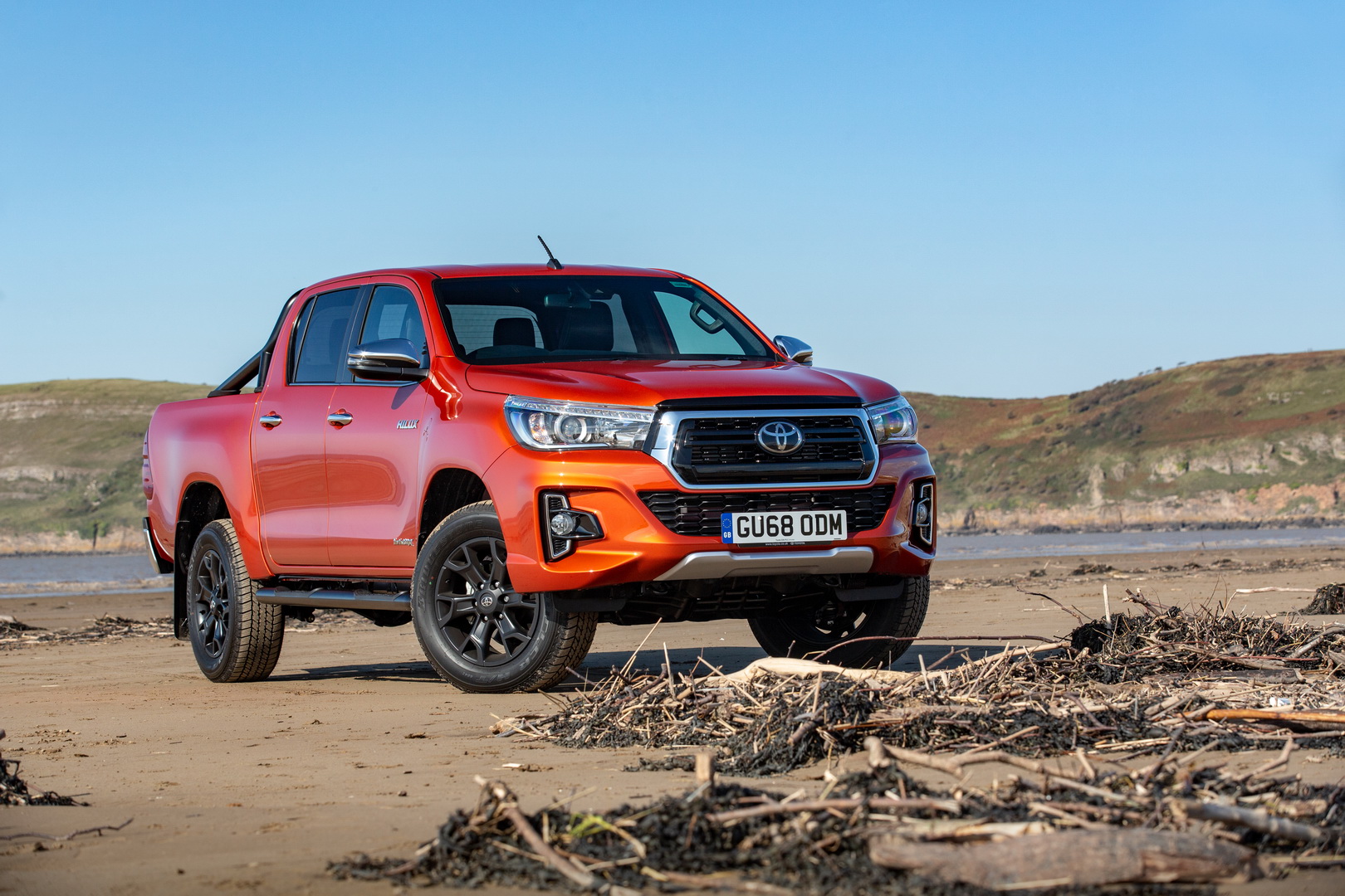 2019 toyota hilux invincible x 26 Toyota Hilux Gains New Invincible X Range-Topping Trim And Limited Edition In UK