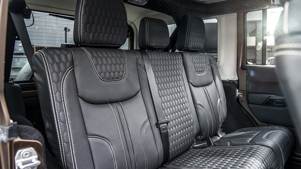 2017-jeep-wrangler-chelsea-night-eagle-01 Chelsea’s 2017 Jeep Night Eagle Has A Thing Or Two To Show The New Wrangler