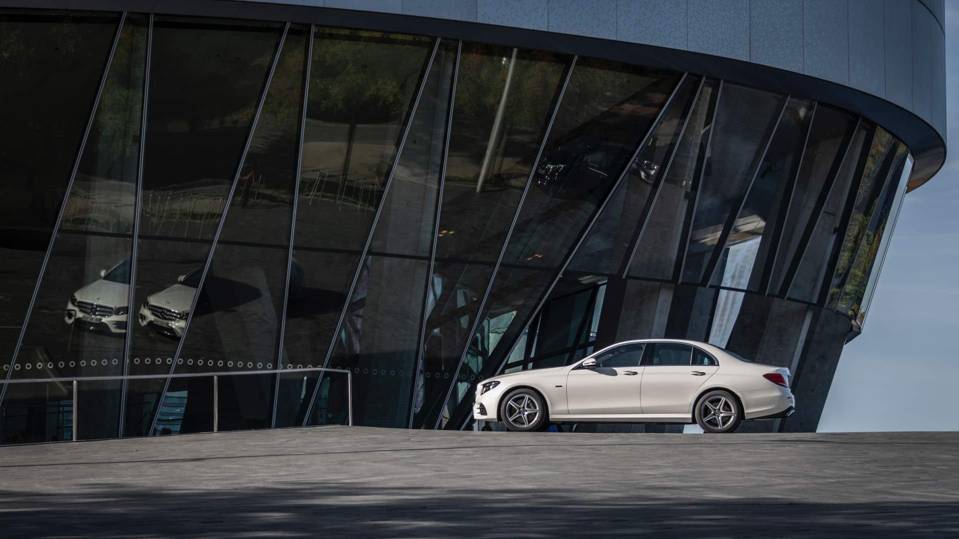 Driven by EQ Stuttgart 2018
Driven by EQ Stuttgart 2018 Mercedes E300e And E300de PHEVs Mix Electricity With Petrol And Diesel Power