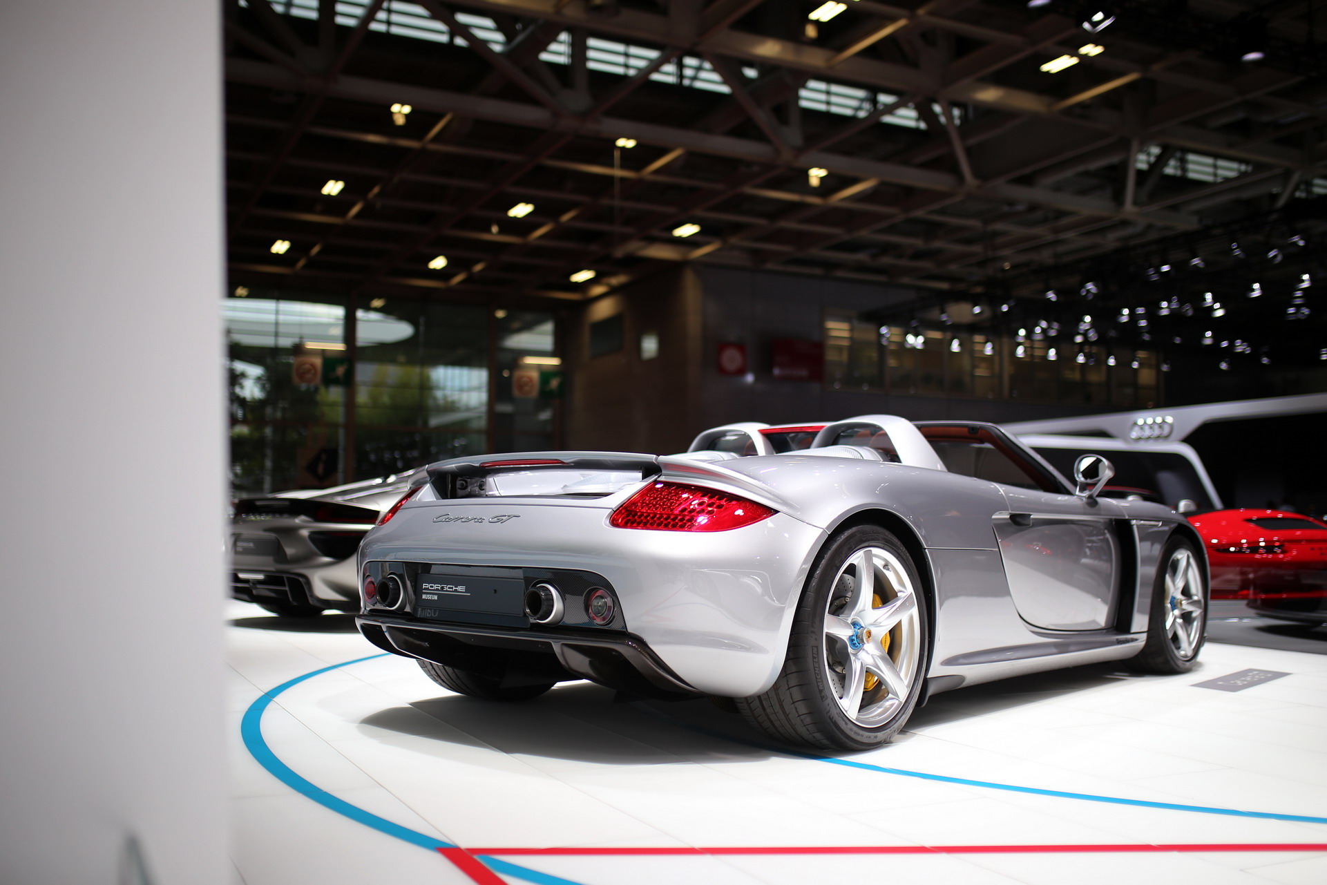 Porsche 8 2018 Paris Auto Show Gallery: Porsche