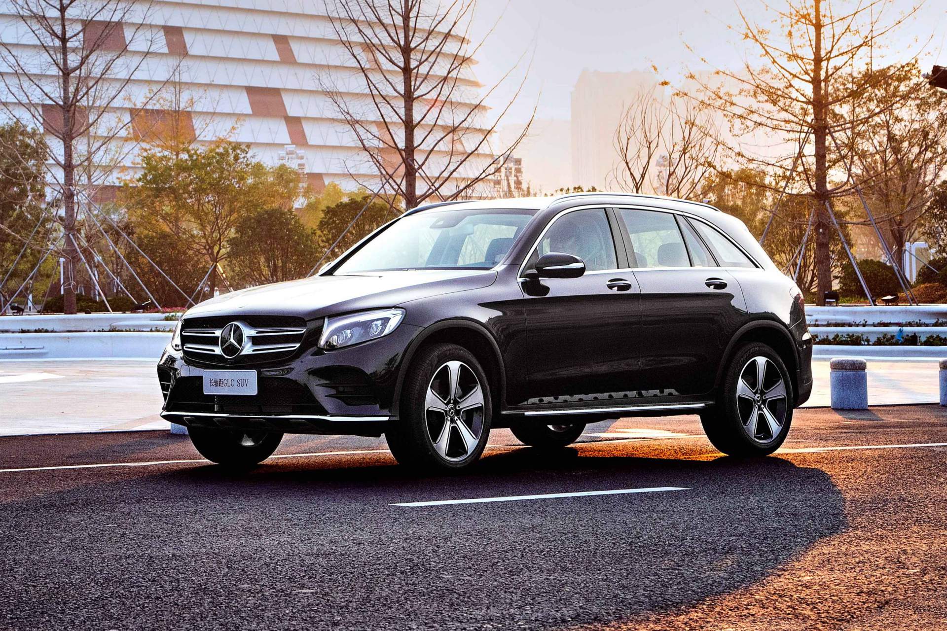 Mercedes-Benz GLC 300 L 4MATIC 11 Mercedes-Benz Reveals Longer GLC L SUV For China